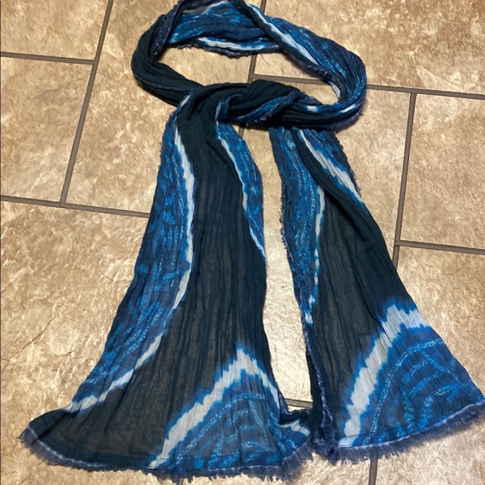 Pure Jill Blues and White Scarf Quiet Luxury Lagenlook Fall Summer